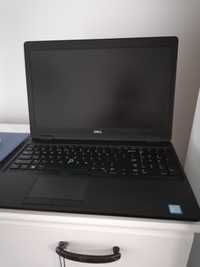 Laptop Dell 5590