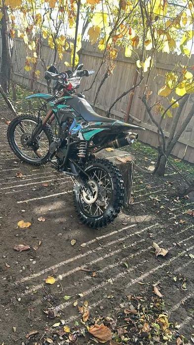 schimb kxd 150cc  ofer si diferenta unde este nevoie.