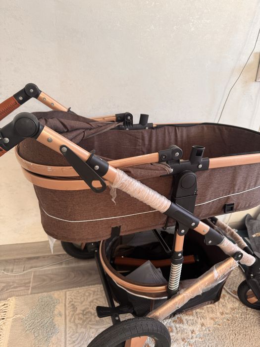 Коляска детскиее