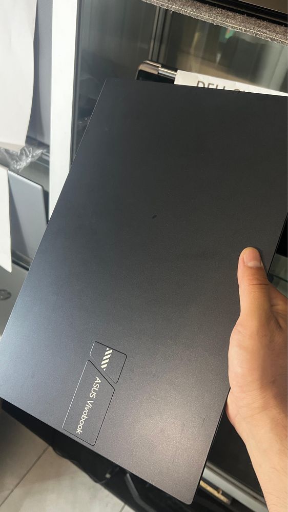 Laptop Asus VivoBook – i5 Gen 12  24GB RAM / SSD 512GB – Cu Încărcător