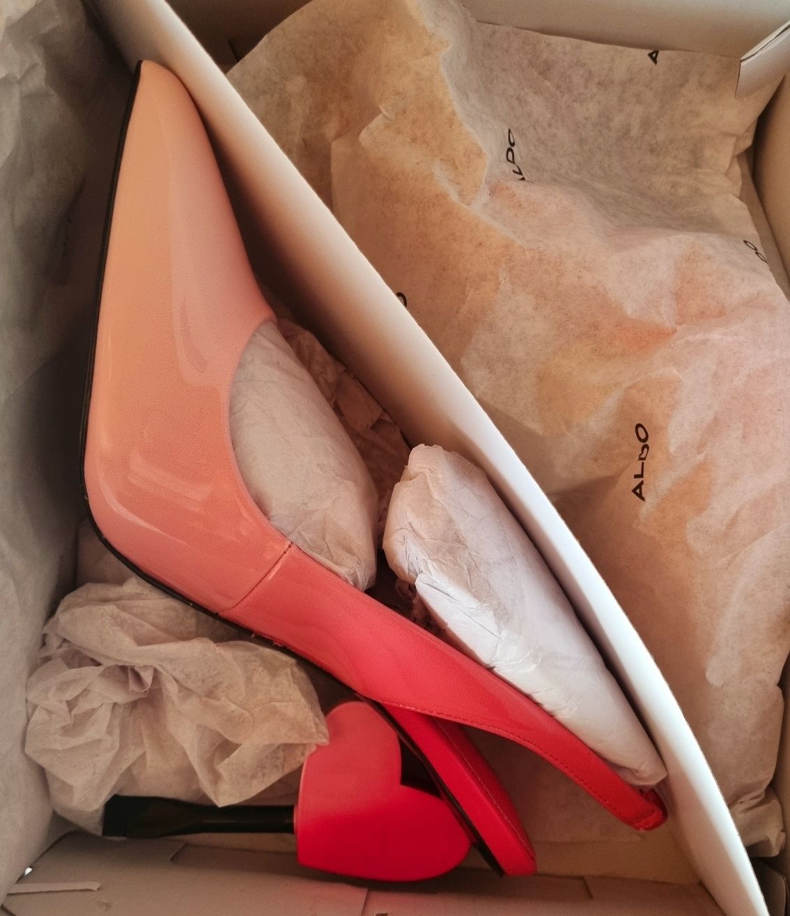 Разкошни кукленски сандали Aldo