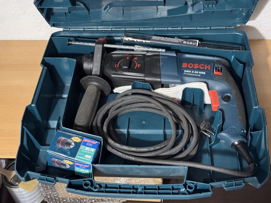 Перфоратор BOSCH GBH 2-26 DRE с 18 месеца гаранция