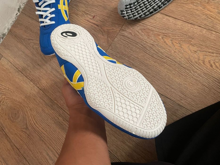 Борцовка asics оригинал