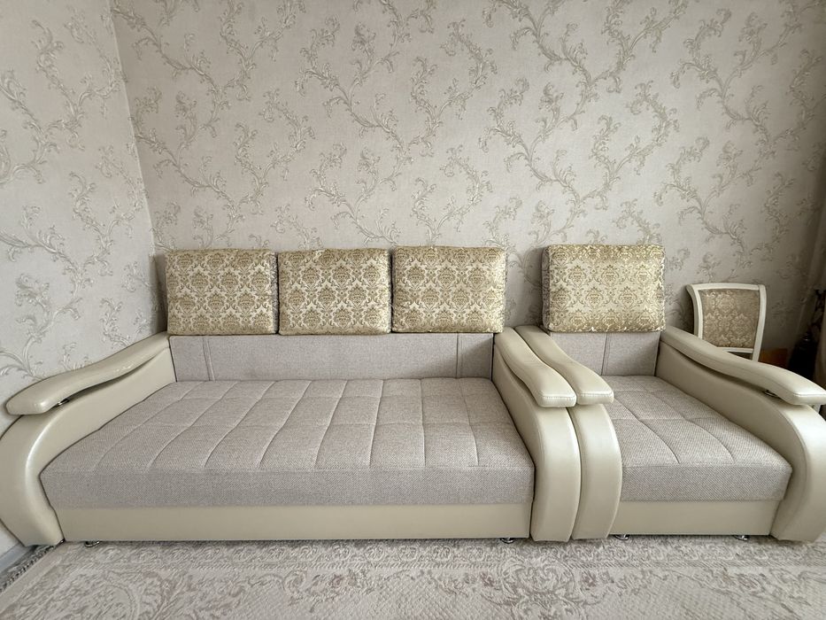 Продам диван с кресло