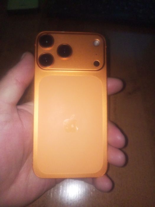 Айфон хр в корпусе 17 про память 256 новый сегодня подключили