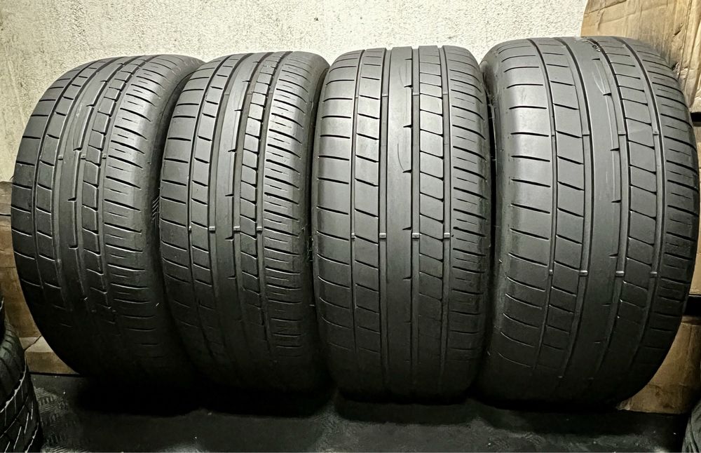 DOT:23г. 285/40/20 и 255/45/20 DUNLOP, 7мм