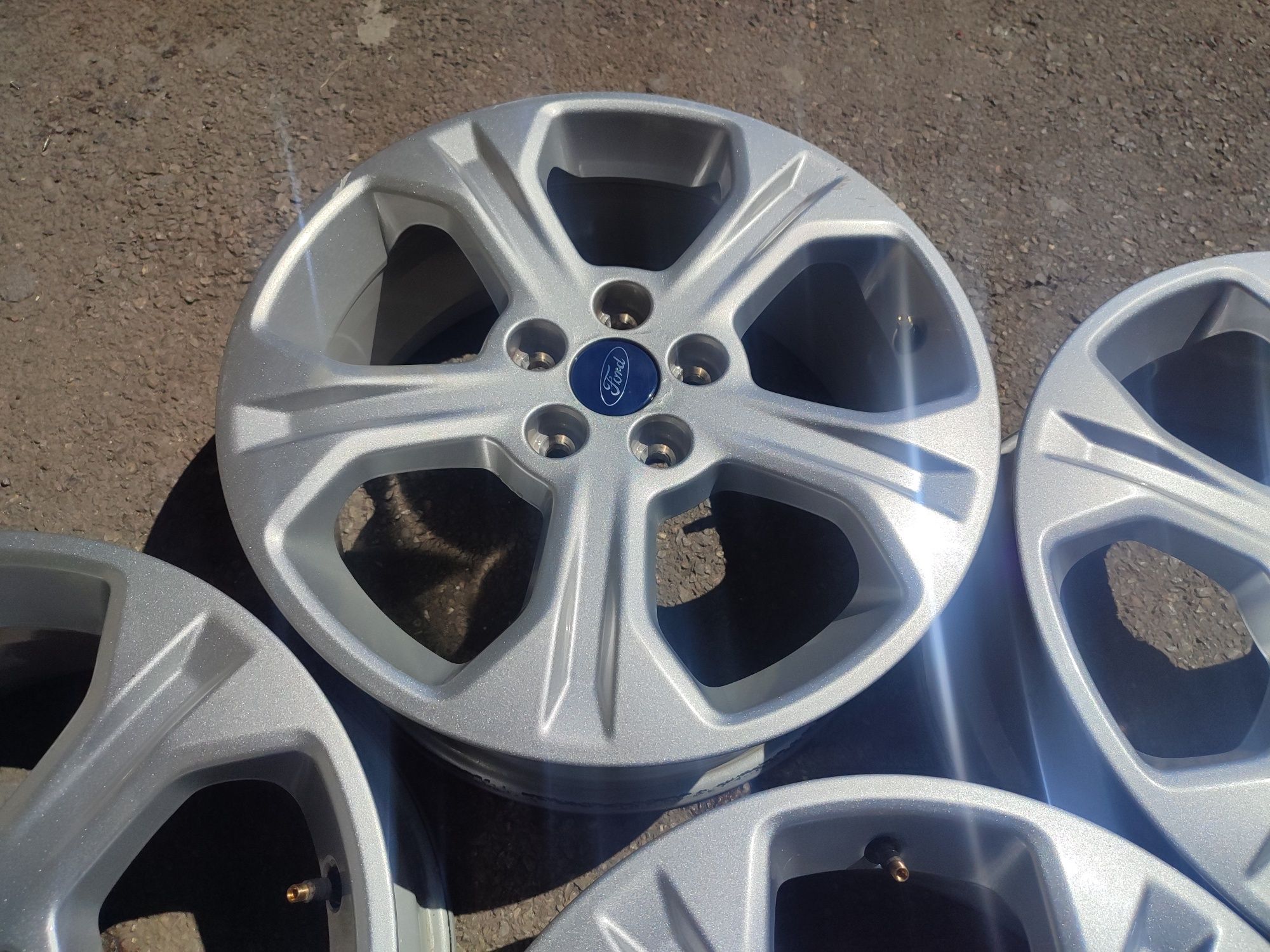 17" оригинални алуминиеви джанти за Ford Kuga/C max/S max...