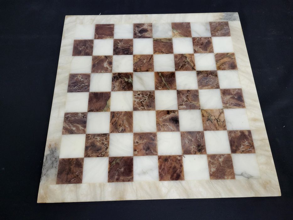 #3 Стар масивен мраморен шах