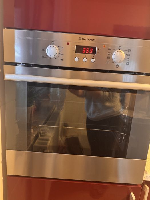 Cuptor electric Electrolux