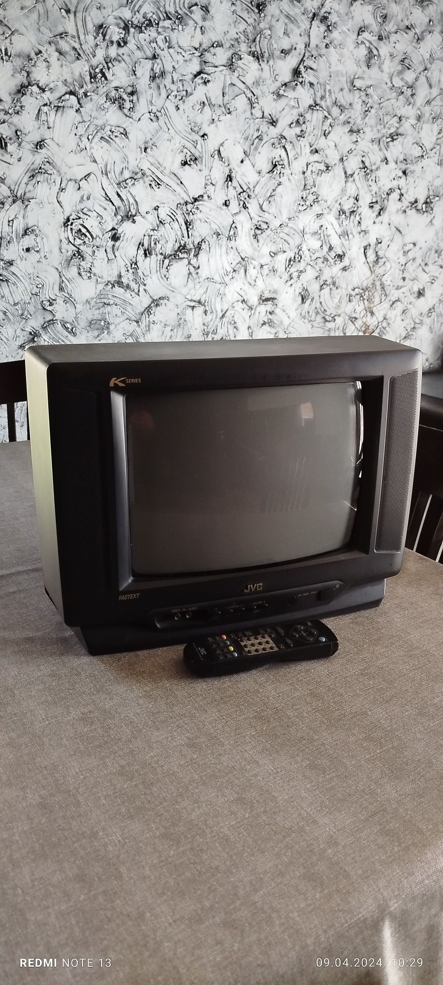 Телевизор JVC 14"