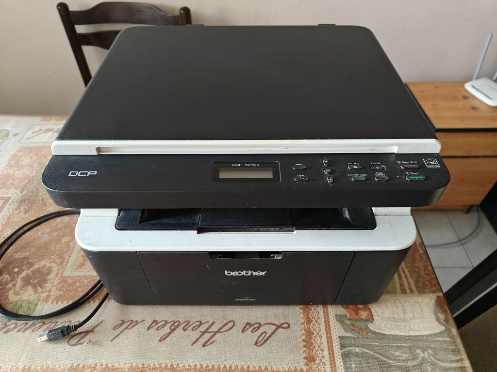 Принтер Brother DCP-1512E