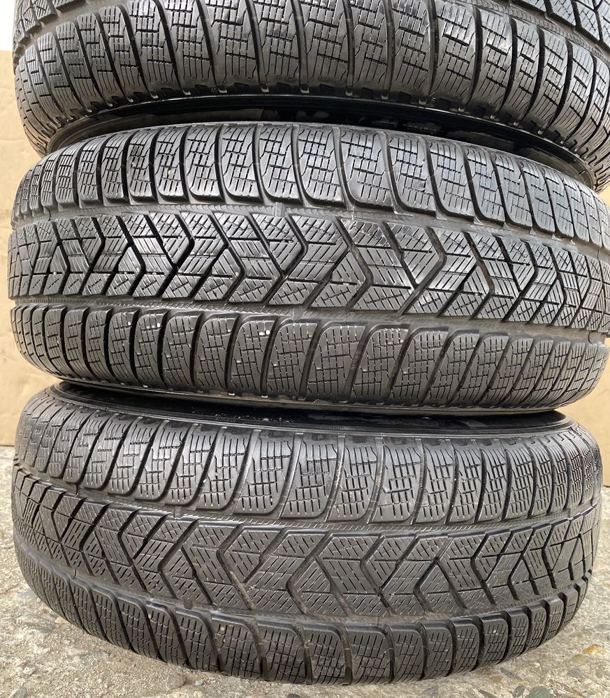 Roti iarna Audi Q5 17 FACTURA 235/65R17 DOT 3621 ca NOI