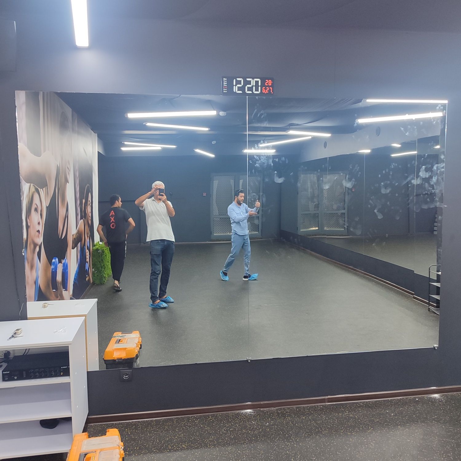 Зеркала на заказ в спорт зал!!!