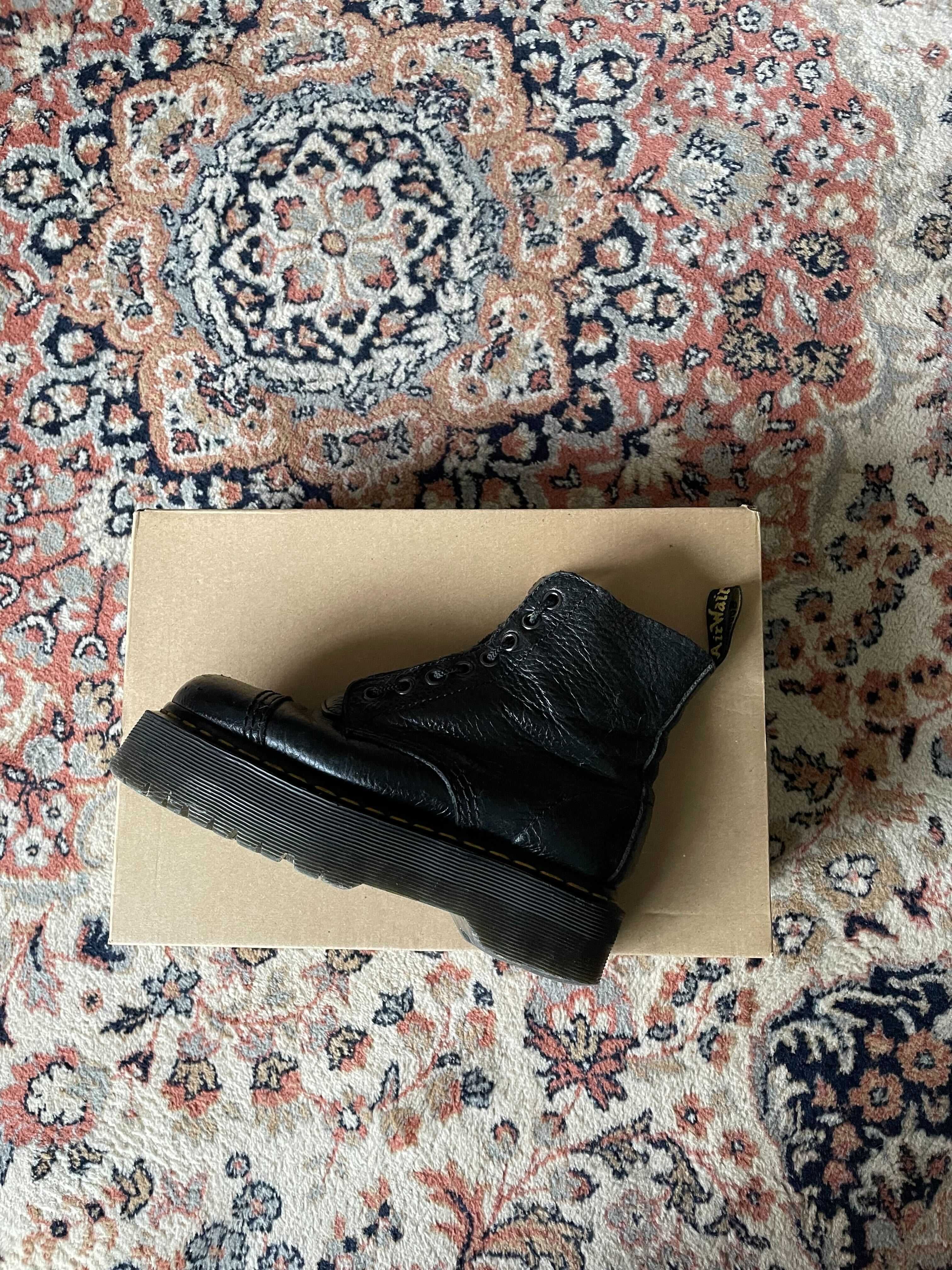 Dr. Martens Sinclair боти