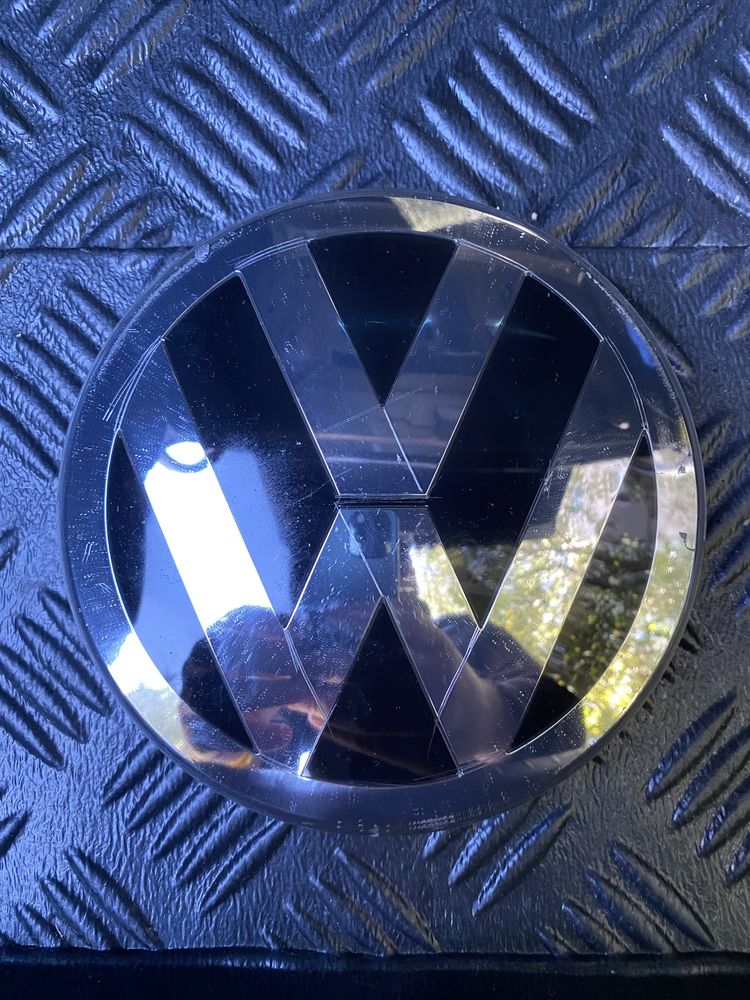 Faruri grilă sigla Volkswagen Passat b8