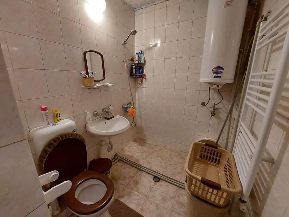 Отдавам под наем двустаен апартамент в Кюстендил