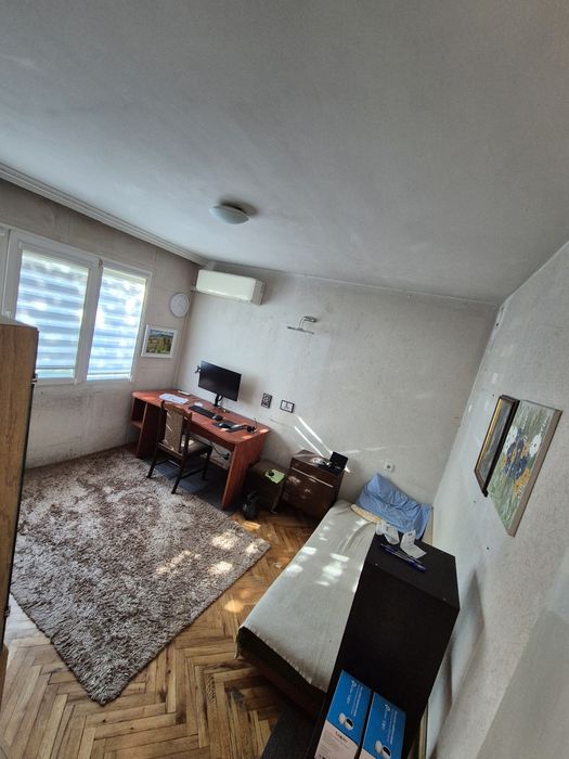 Апартамент 4-стаен, кв. Еленово, гр. Благоевград