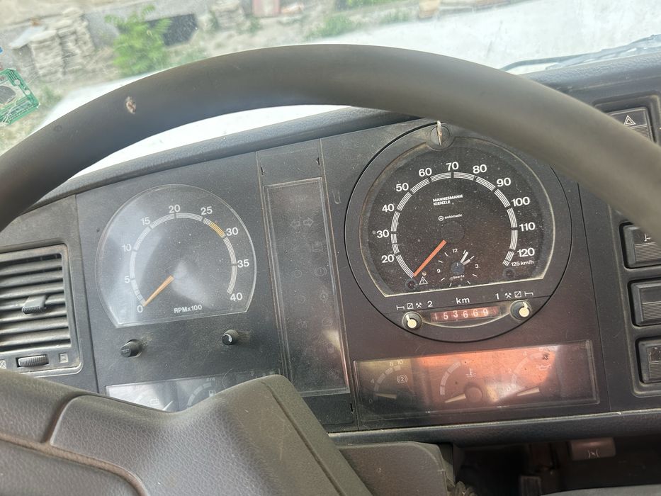 Нисан М75/150 камион 7.5 т , каросерия 4.2 м