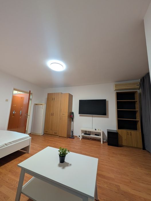 Garsoniera Drumul Taberei: metrou 3min, parc 4min, tramvai 41 3min