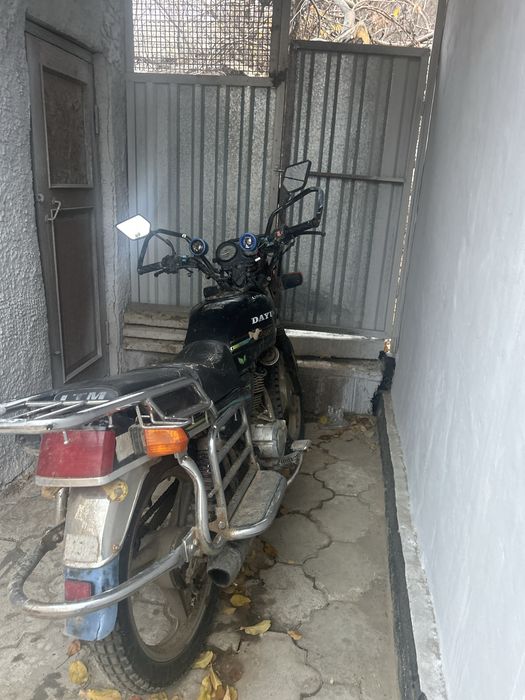 Мотоцикл Dayun.