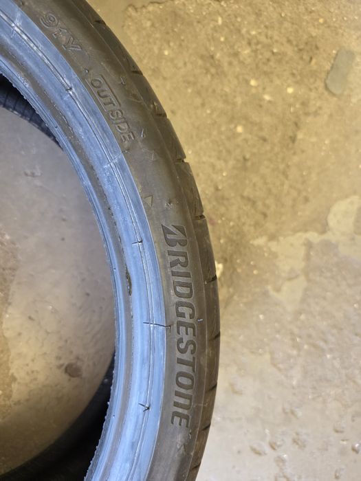 235 35 19 Bridgestone Potenza s005 23г