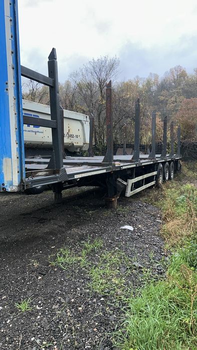 De vanzare semiremorca