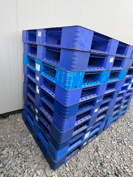 Paleti din plastic