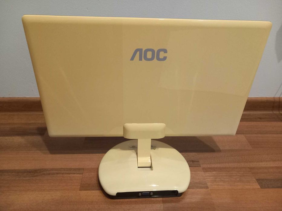 Vand monitor LED Razor