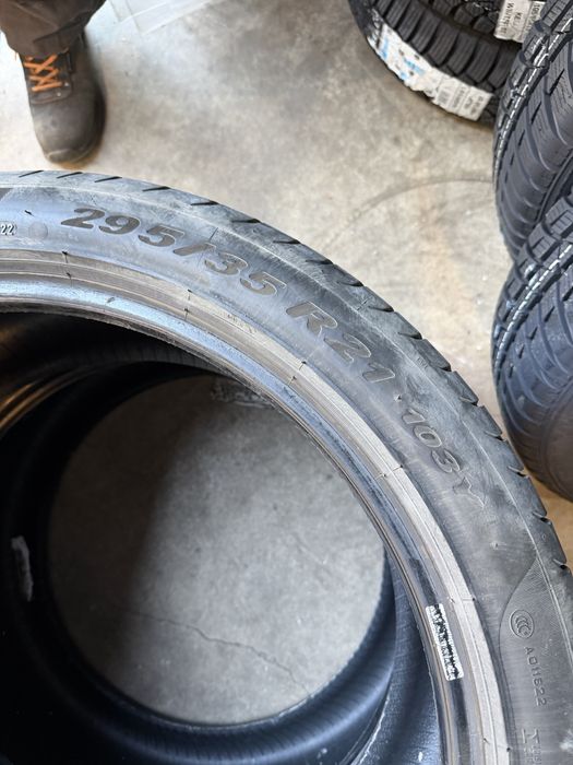 Pirelli P Zero 2бр. 295/35/R21 и 2бр 265/40/R21