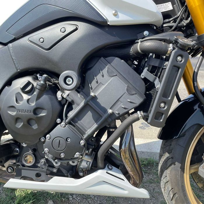 Yamaha fz8 naked