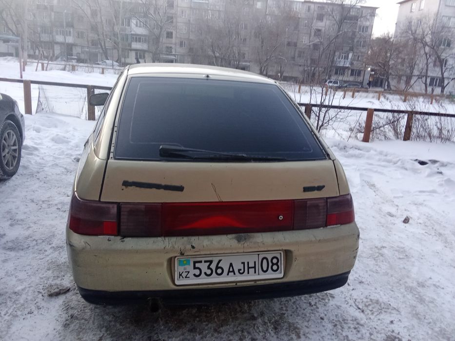 Ваз 2112 16 клапан 2000 жыл 600000срочно аз істейтін жерлері бар налға