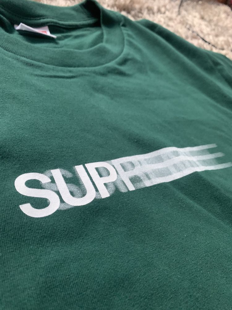 Tricou supreme (nu bape adidas nike yeezy gucci etc)