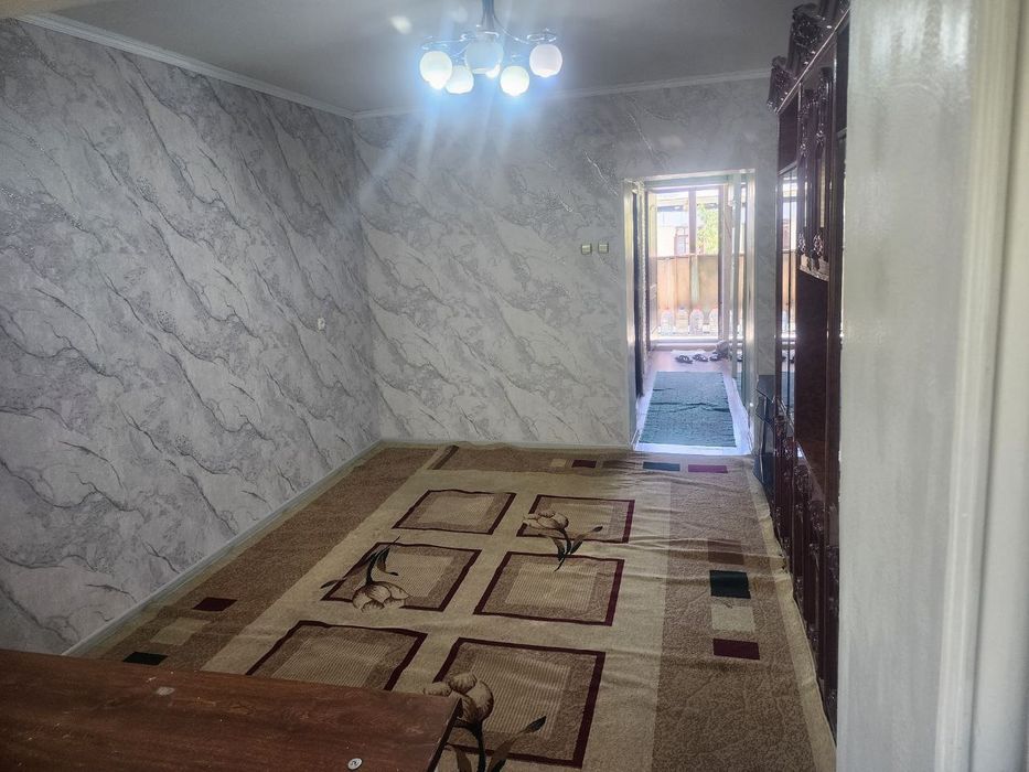 Очень срочно Продаётся 1/4/4 Яшнабад метро Дустлик