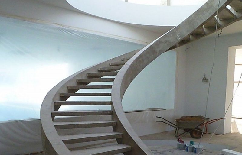 Лестницы монолитные