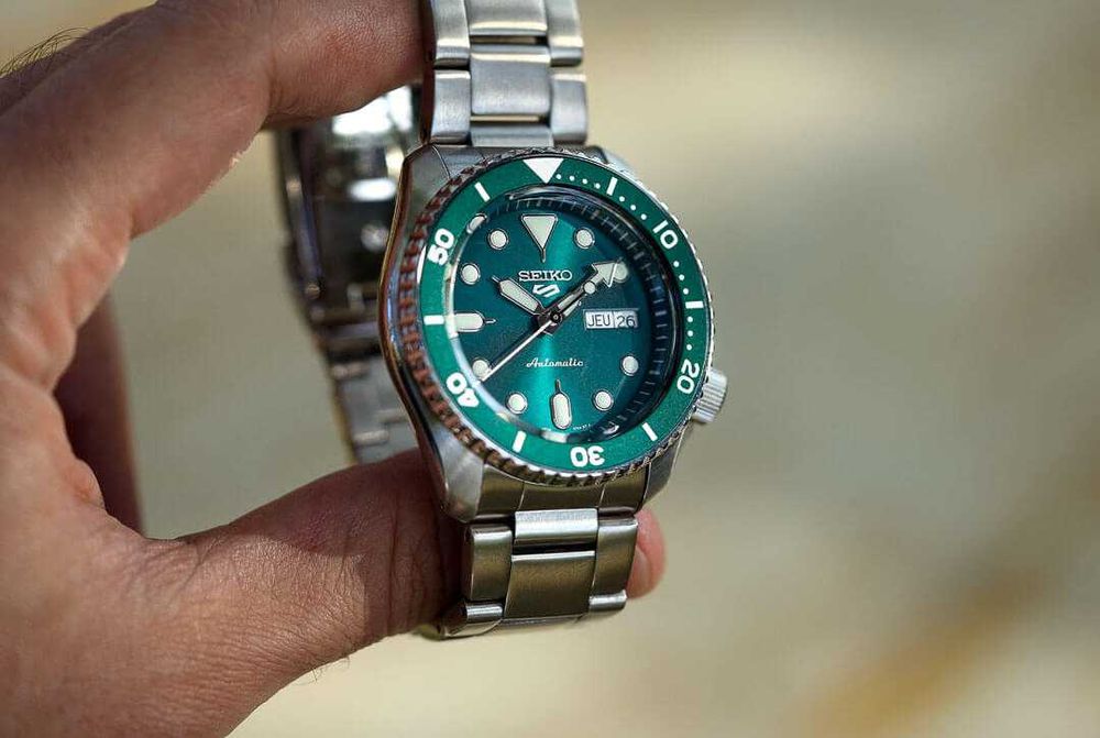 Мужские наручные часы Seiko 5 SRPD63K1 серебристые