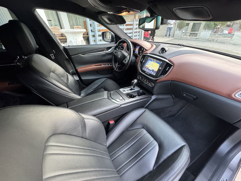 Maserati Ghibli 3.0d 275 cp/ euro5/ navigatie/ Bixenon