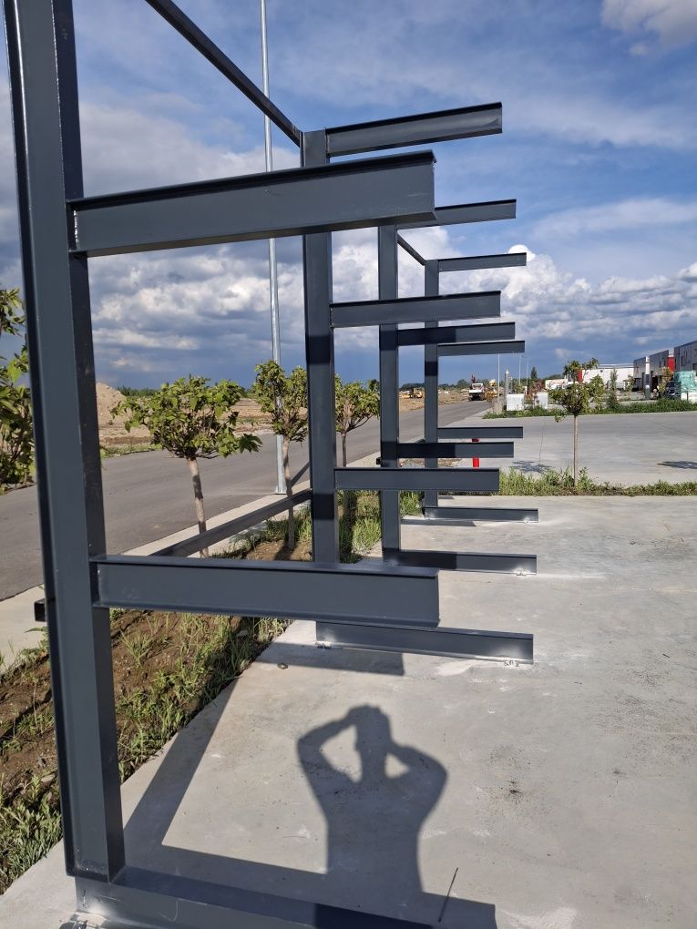 Rafturi cantilever