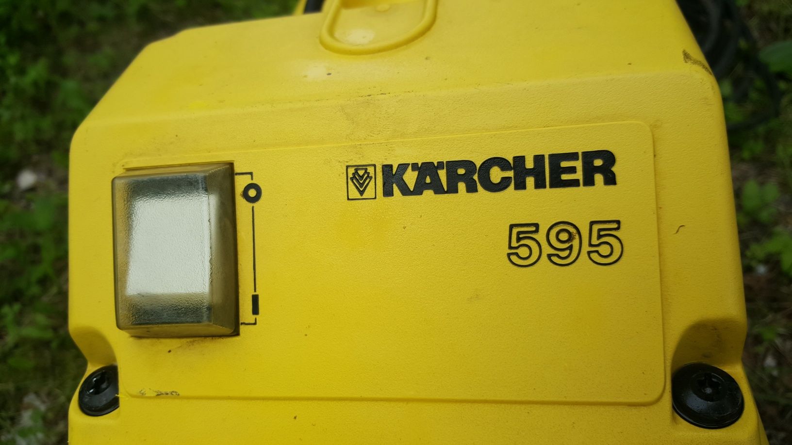 Професионална водоструйка Kärcher 595