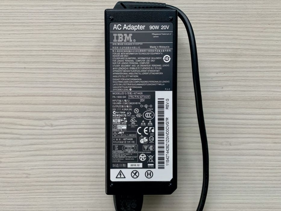 Lenovo 42T4428 - Incarcator laptop original - 20V 4.5A 90W