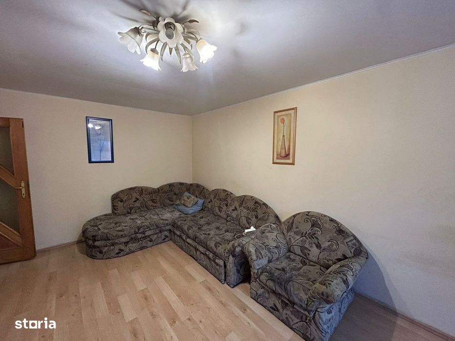 Apartament 2 camere, parter - zona Cetate