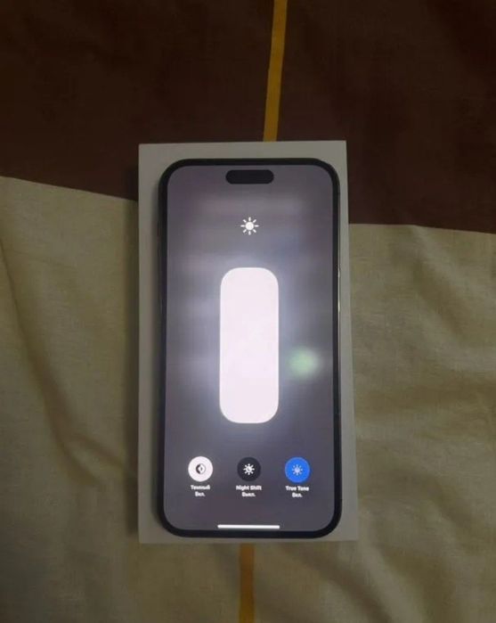 Iphone 14 pro max toza