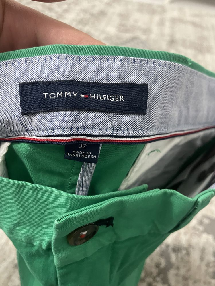Tommy hilfiger зеленые шорты ориг