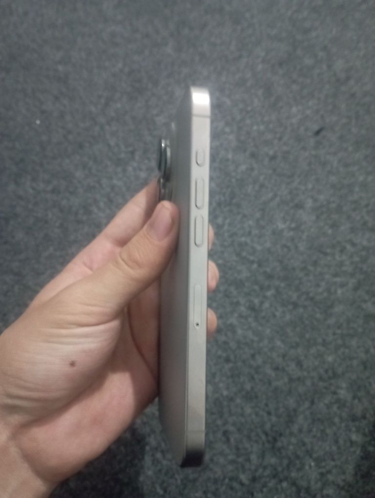 15 pro 128 titanium