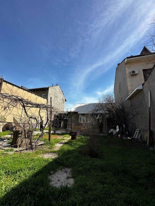 Продам 4,5сотки вдоль дороги Ул Саломатина