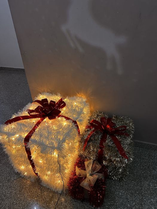Коледен подарък декорация