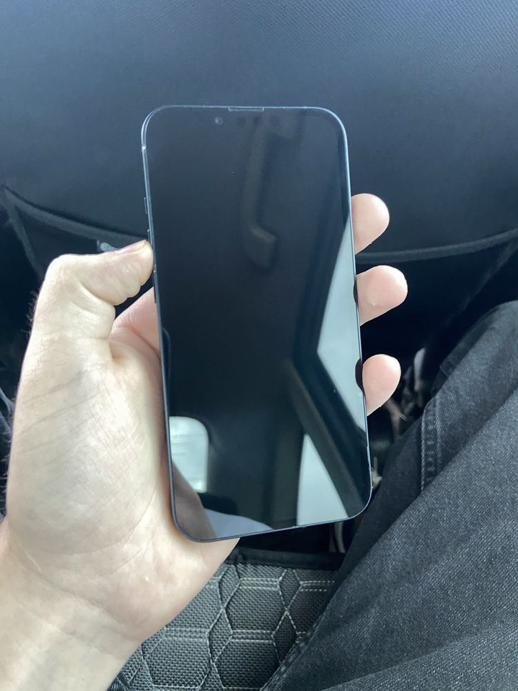 IPhone 13        Айфон 13