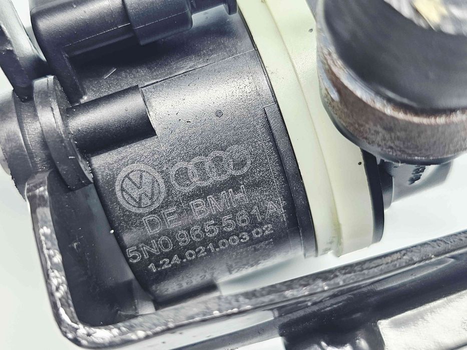 Pompa recirculare apa  Volkswagen Passat CC (357) [Fabr 2008-2012] 5N0