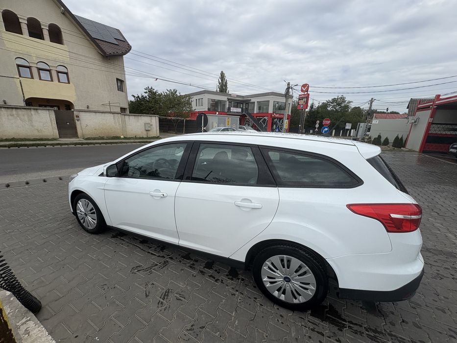 Ford focus 2018  ( uber ,bolt)