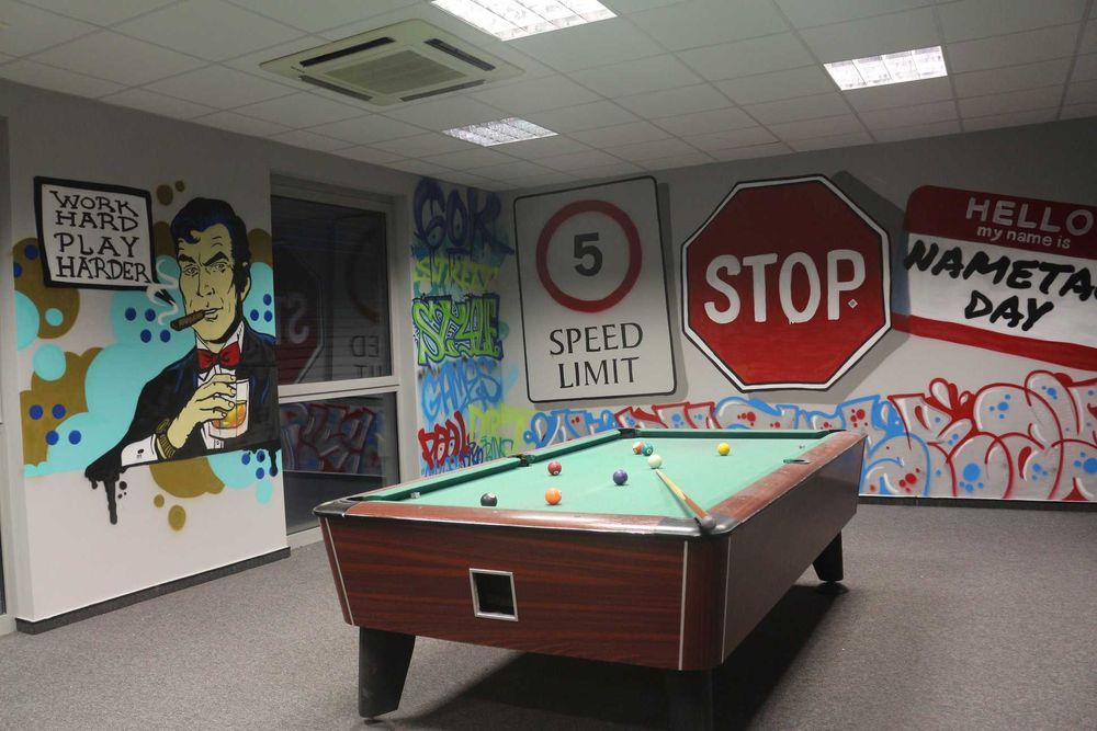 Професионални графити услуги - рисуване на стени, фасади,стаи