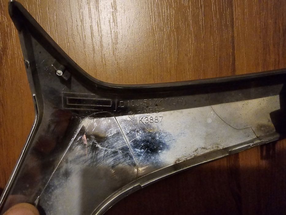 РЕШЕТКА ЗА РАДИАТОР на Mazda / Мазда сх-3